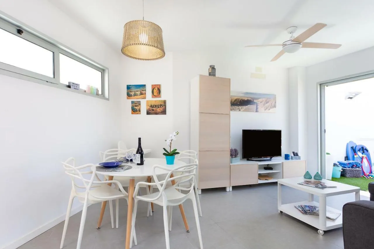 Luxury Beachfront Penthouse El Médano 0*,